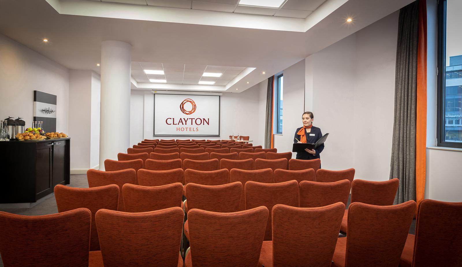 Clayton Hotel Cardiff Exterior photo