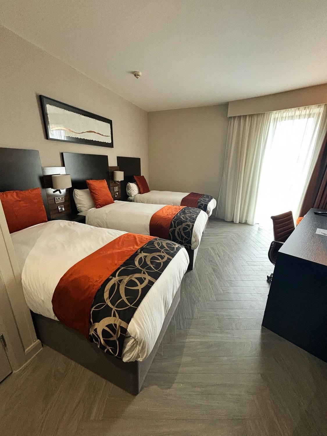 Clayton Hotel Cardiff Exterior photo