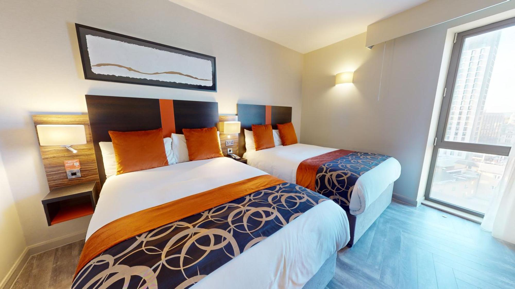 Clayton Hotel Cardiff Exterior photo